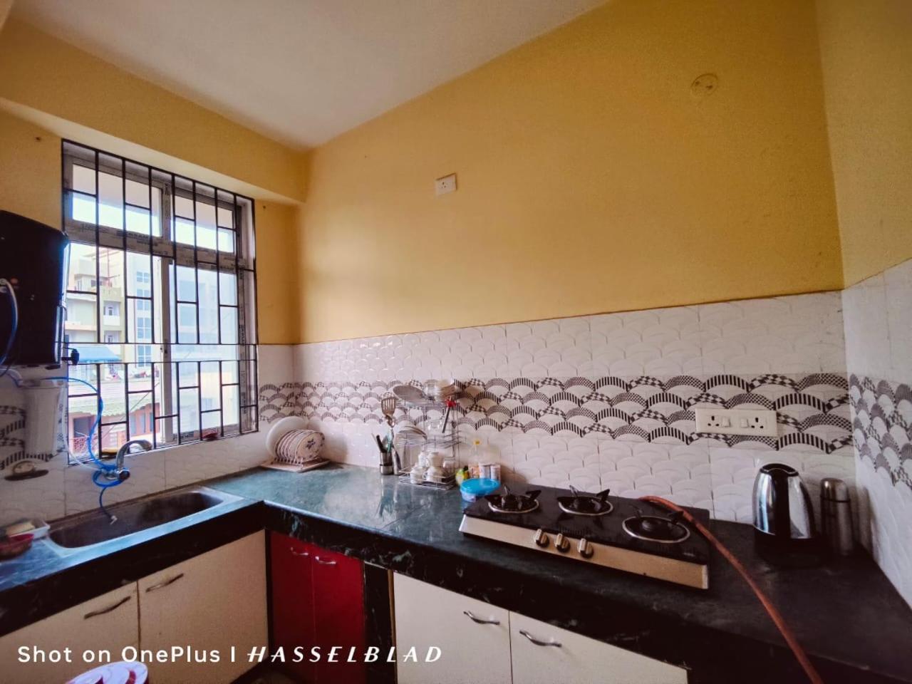 Dreams Abode Studio Apartment Гувахати Екстериор снимка