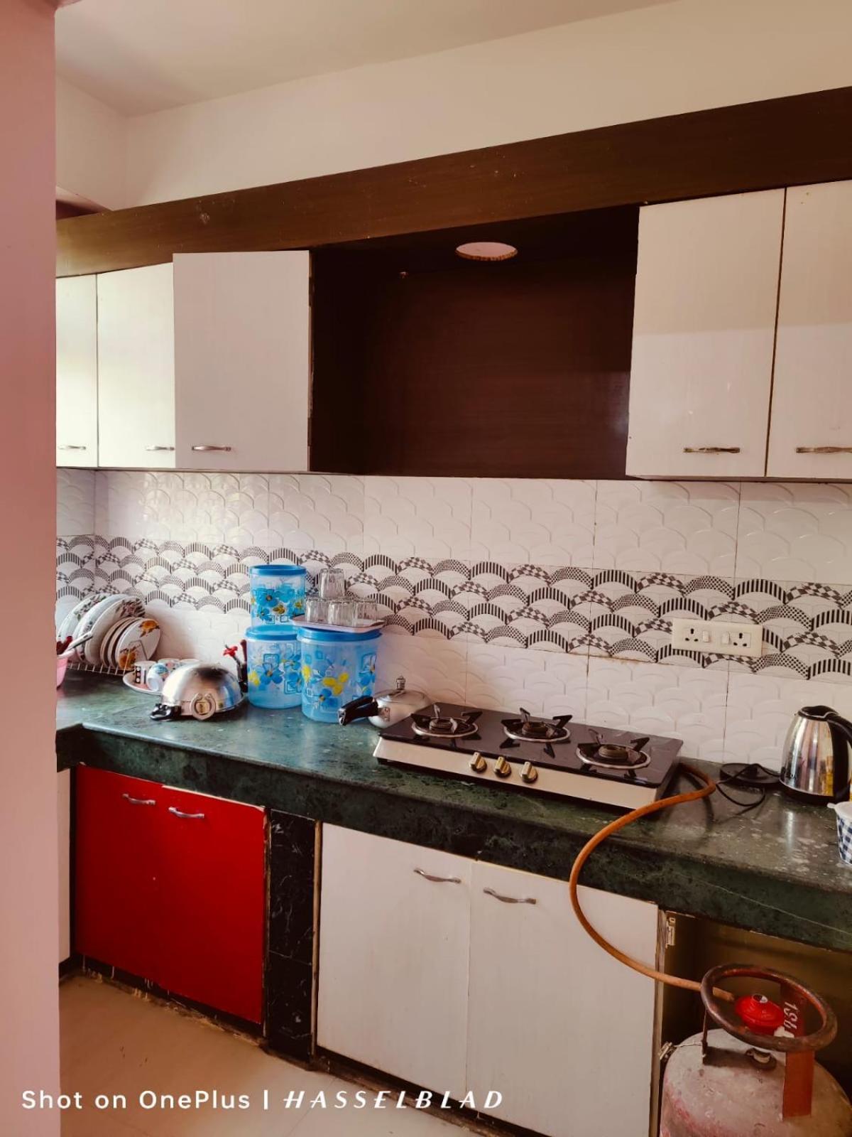 Dreams Abode Studio Apartment Гувахати Екстериор снимка