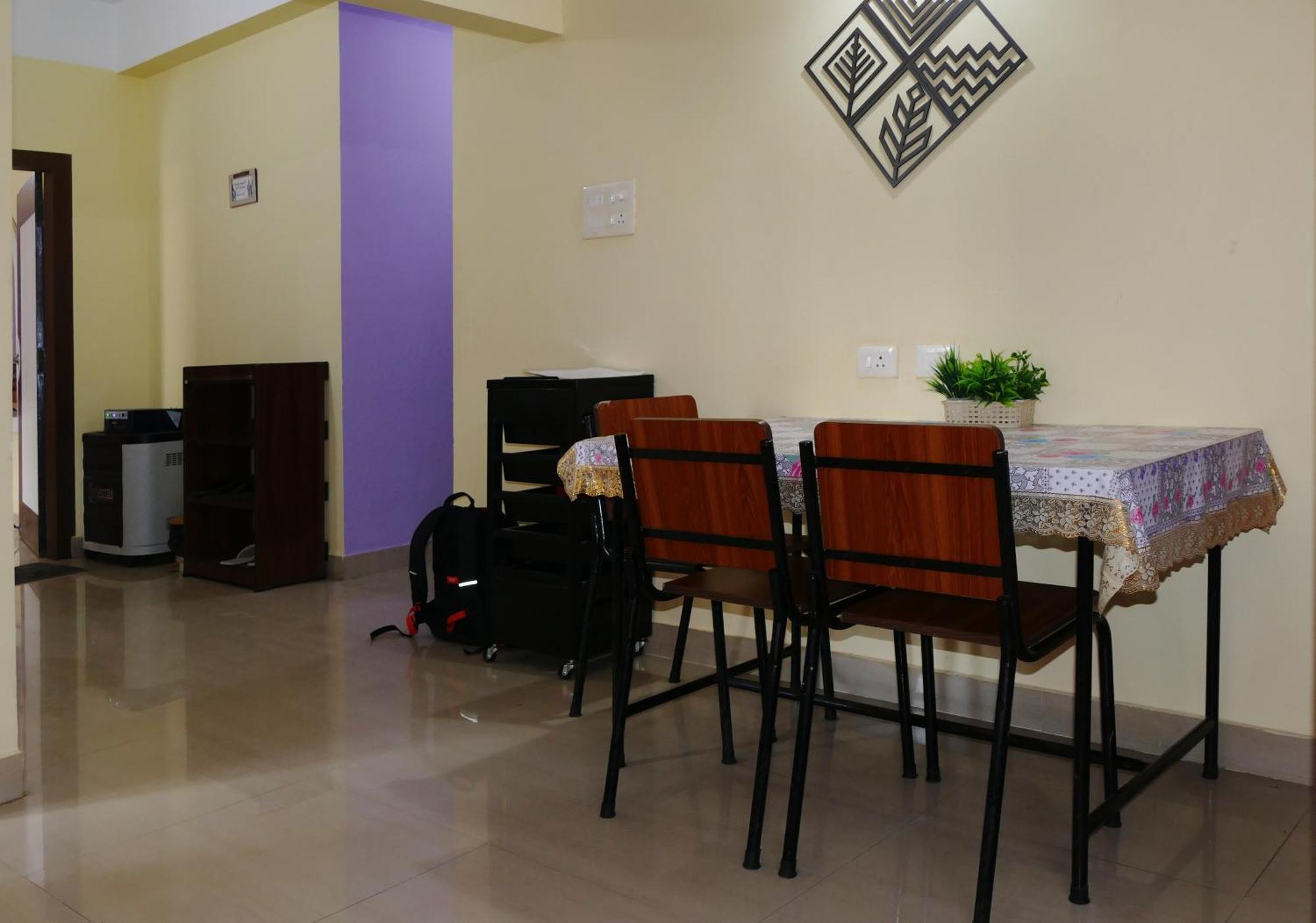 Dreams Abode Studio Apartment Гувахати Екстериор снимка